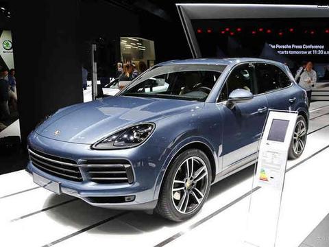 极光和他比设计简直差远了曾经救活了保时捷卖88万能吊打奥迪Q7