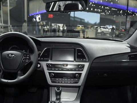 新型轿跑车长4米8，颜值打倒凌度，16万起配自适应巡航、紧急制动