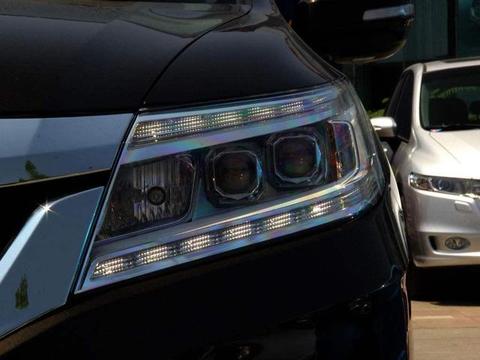 号称小雅阁，车标比奔驰大，这台本田仅9万起，比思域更值得买