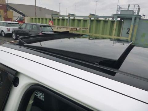 17款路虎行政3.0柴油版让路18款路虎行政价格感人至深