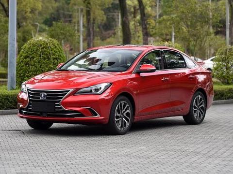 上市首月热销破2万辆，轿车市场新黑马，配爱信6AT，超高性价比