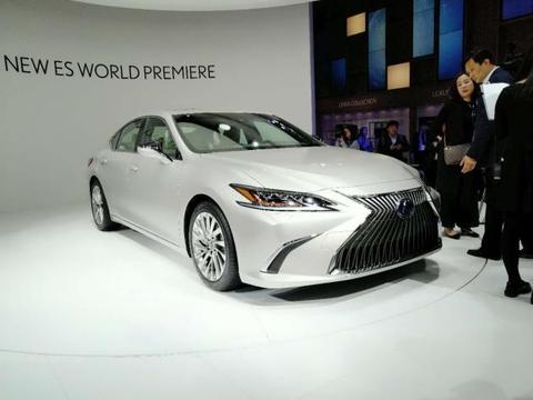 雷克萨斯全新ES正式发布 造型更激进