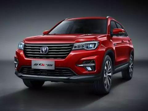 令人耳目一新的内饰改变，长安新CS75来势汹汹