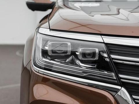 近5米车长，气势不输宝马X5，2.0T动力配6AT，7座硬汉SUV！