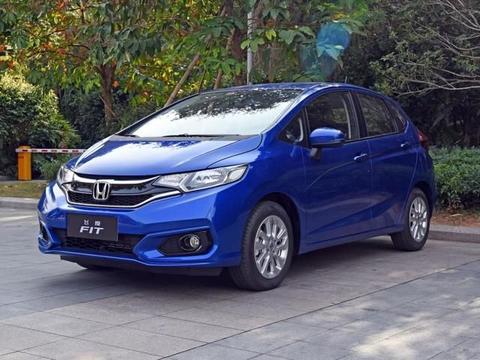 选择它的理由很简单，因为它的名字叫飞度