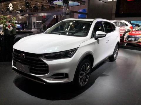 新款唐现已开售，颜值直线提升，配90度旋转大屏，售价动人