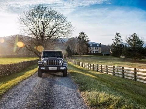 Jeep牧马人官图发布，与北汽BJ40相比怎样？