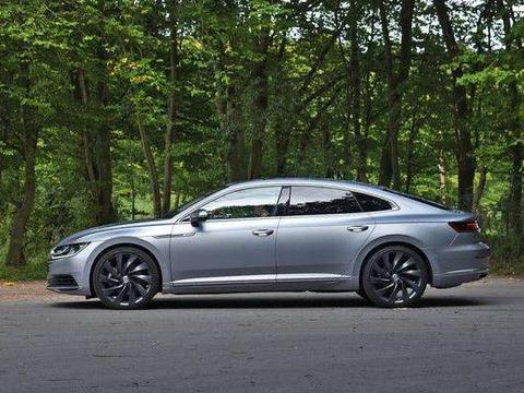 帅气十足的德系车 开在街上回头率爆表