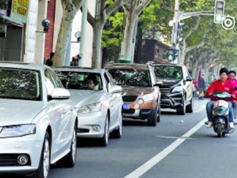 12分不够扣？为减轻驾驶员负担，交管部门规定：这4种违章不扣分