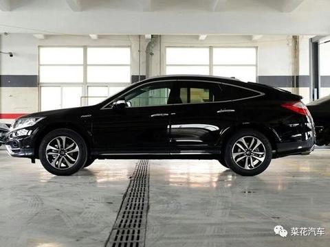 十代雅阁侧面和奥迪A7高度相似，是谁抄袭了？这几款车也跑不了