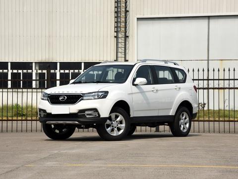 陆丰X8外观霸气内饰豪华配柴油引擎，颇有路虎影子，才12万起