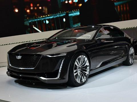 看完这车再决定买不买奥迪R8，完美到你怀疑人生