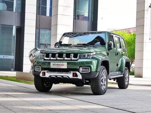 牧马人太贵？这台10来万的“中国纯爷们”一样带你飞！