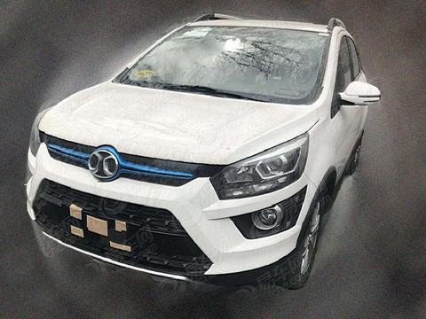 曝新款北汽新能源EX系列谍照 加装电子手刹