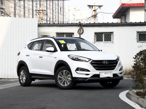 配1.6T7DCT动力比欧蓝德更强，造型霸气比荣威更耐看，还买博越