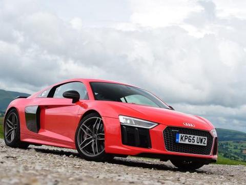 全新R8搭V6发动机连福克斯都不如 以后买奥迪没脸见父老乡亲