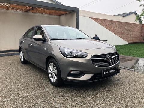 10万买不买？别克全新凯越实车亮相 像是台小号君威