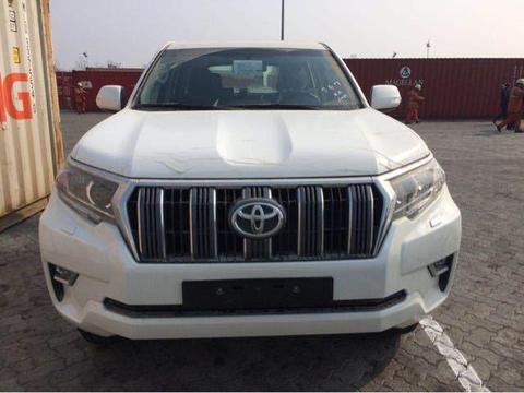 18款霸道2700中东版普拉多