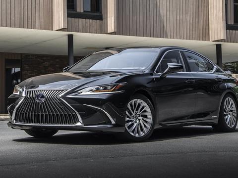 同样花30万，买它更帅气还是全进口，再也不用看奥迪A4！