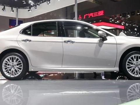 一时头脑发热，20万买了一辆凯美瑞，没过多久就后悔了