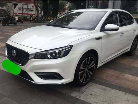 这掀背车太美了！仅9万配1.5T，比马自达3还漂亮，买思域后悔了