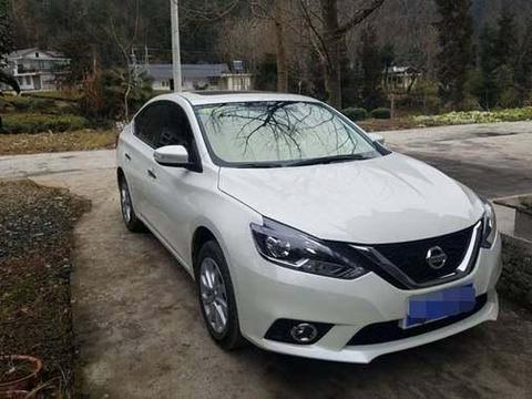 最实用轿车！降3万仅9万，1.6L轴距2米7油耗4毛，销量第一秒朗逸