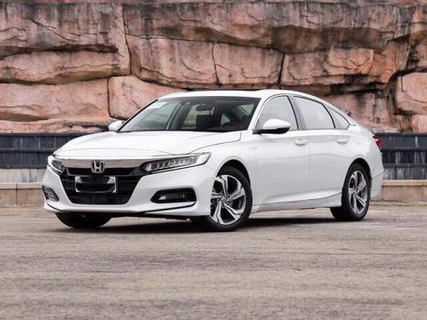 十代全新雅阁即将上市，外观霸气十足，就想问问“还有谁”！