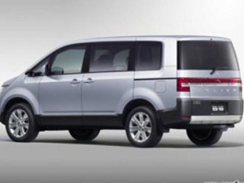 三菱最后的救命稻草，大四驱面包仅售15万，让普拉多气的崩溃