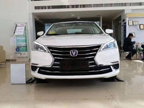 全国首台18款长安逸动到店，预计售价将在7万起