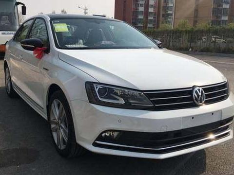 销量第三的速腾又降价！1.2T油耗5.5L，降3万仅12万，比轩逸稳重