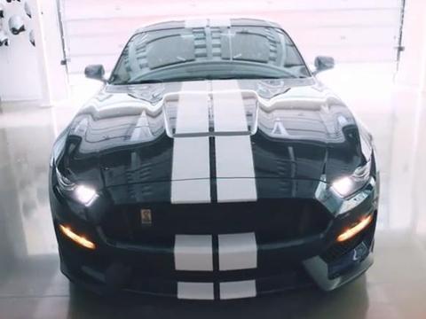 跟2019福特ShelbyGT350肩并肩 听它浪