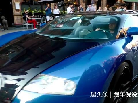 路口看到2台跑车，法拉利车主都拿出手机拍照，网友：能买它5台