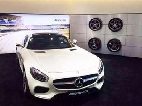 梅德赛斯-AMG GTS实车亮相，成为保时捷911最大竞争对