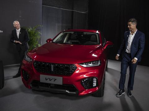 没想到吧，C罗最新收藏了一辆WEY VV7