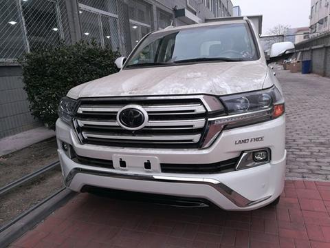 18款中东版丰田酷路泽5700，真正的陆地巡洋舰