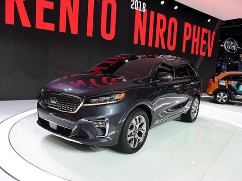 别再迷恋汉兰达，这中型SUV纯进口，23万就能买到四驱版，划算