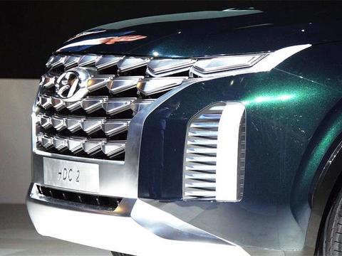 现代终于坐不住了，怒推8座SUV，比揽胜霸气