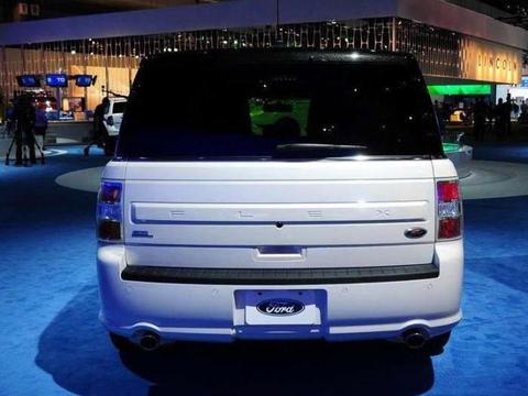 福特终于爆发了! 新车比路虎发现还漂亮, 一听价格普拉多要哭了