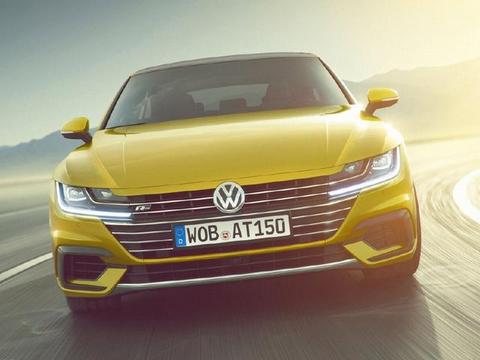 大众怒了，发誓扳倒卡罗拉，新车配无框门，逼格完胜奔驰，20万