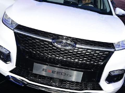 奇瑞新车到店，配T动力加全景天窗，颜值完胜红旗H5,售14万