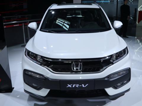 买哈弗H6的后悔了! 本田最省油的SUV, 百公里油耗5.9升, 仅12万