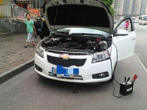 保险公司：这四种救援服务免费，车主：4S店告诉我这是收费项目