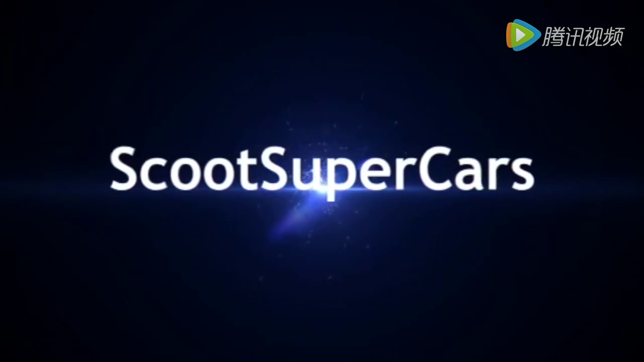 超级跑车柯尼塞格一上路就遭围观，黄金定制全球仅三辆