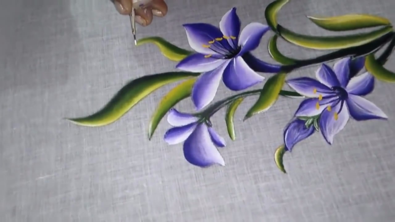 布艺绘画漂亮的花朵图案,方法很简单,手把手教