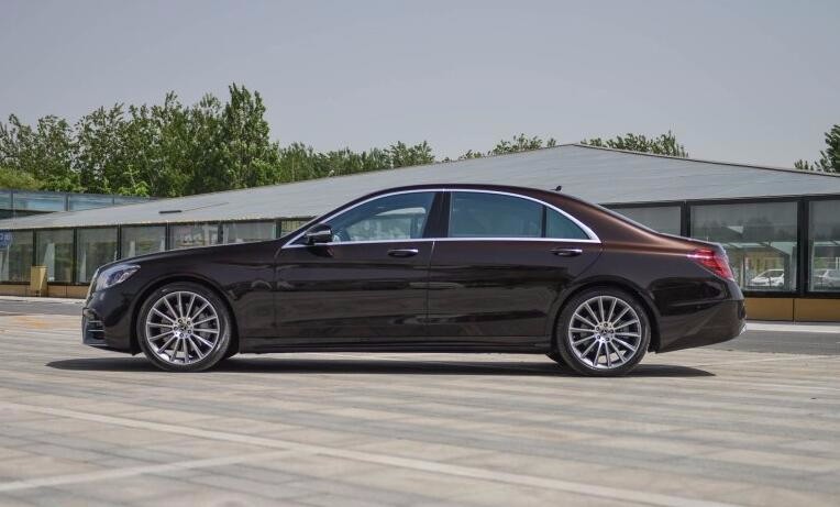 奔驰S换装2.0T发动机 降多少钱你能接受