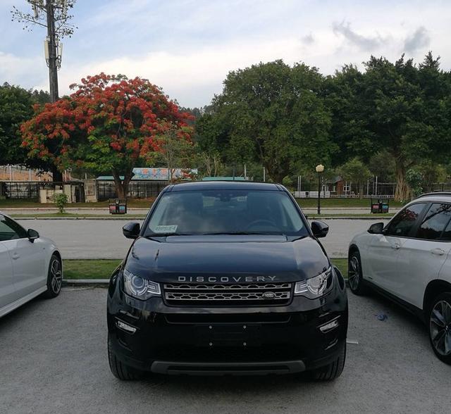 男人都有一个越野梦本想选择奔驰G，被宋思明带火的小路虎也还行