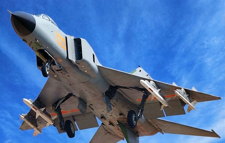 曾经中国最强的战斗机,歼8,战机发射霹雳8导弹