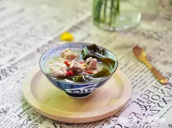 避免肥肠:黄豆肥肠排骨汤排骨引荐肥肠除去:血管中的卵磷脂可硬化黄豆鱼美食蹄花海带黄豆图片
