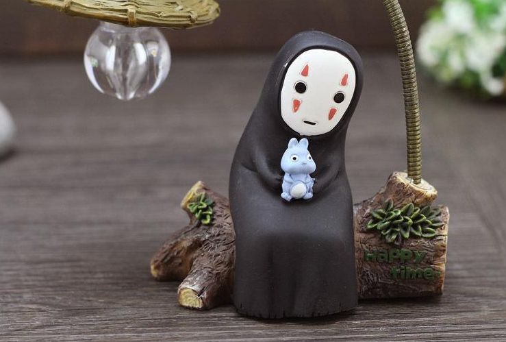 《千与千寻》无脸男为何喜欢跟着千寻?网友:这是最孤独的人物!