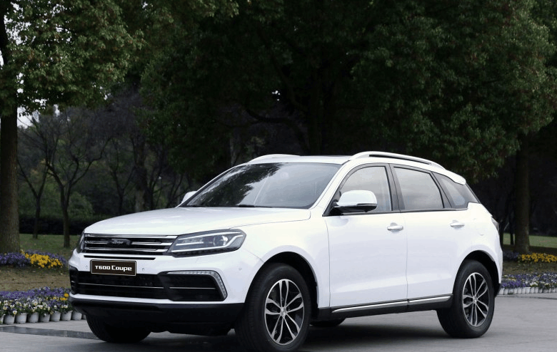 想买H6的不要急! 这车2.0T配全景天窗才卖8万, H6被秒杀